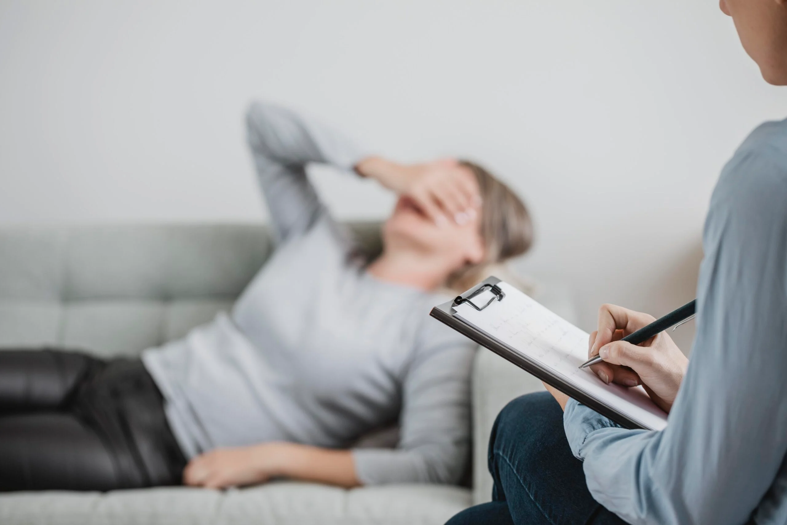 Anxiety Symptoms vs Normal Worry: How to Tell Them Apart